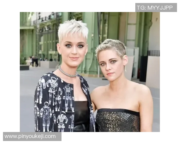 足球明星超短发女展现个性魅力与运动风范引领时尚潮流 足球明星超短发女展现个性魅力与运动风范引领时尚潮流