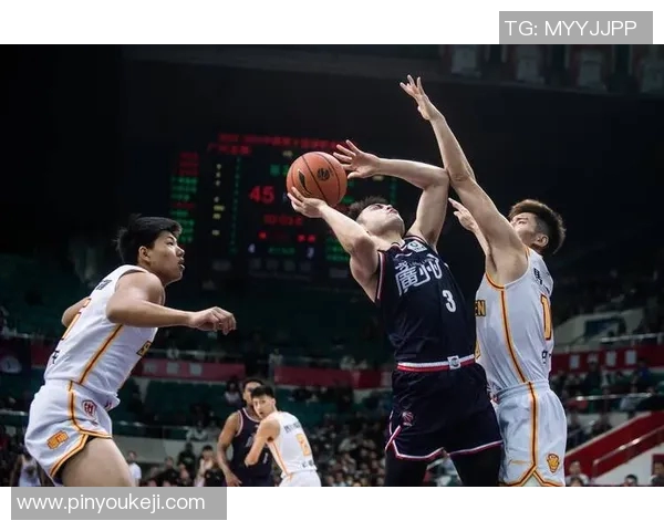 广州篮球队的速度之谜：如何在赛场上引领潮流与激情